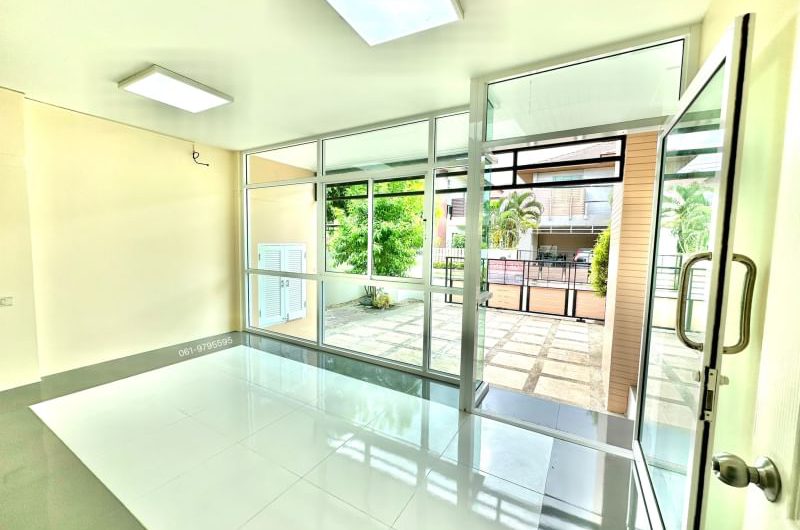 Large house for rent in Sriracha, The Boulevard Project, Sriracha, Chonburi.