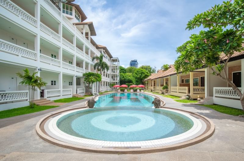 Hotel business for sale near Terminal 21 shopping mall, North Pattaya, Chonburi