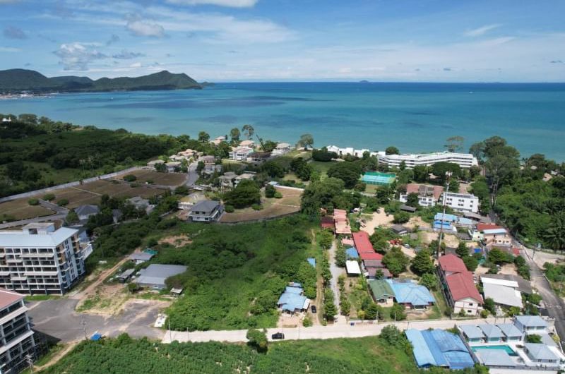 Land for sale near the sea, Na Jomtien area, beautiful plot, community area, Sattahip, Chonburi