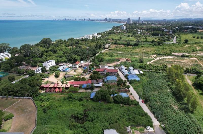 Land for sale near the sea, Na Jomtien area, beautiful plot, community area, Sattahip, Chonburi