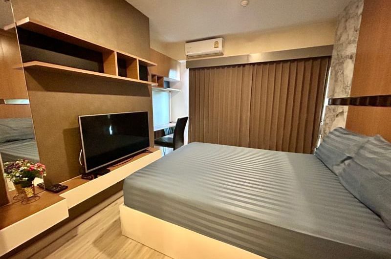 For rent Plus Condo Sriracha, fully furnished, move in Ready, cheap price, great value