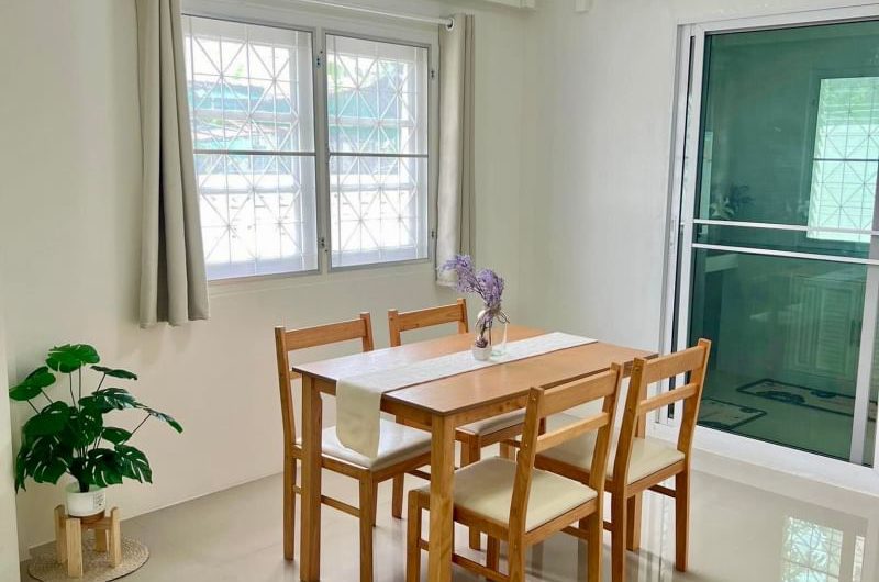 For rent 2-storey twin house, corner house, fully furnished, move in Ready, Bang Phra area, Sriracha, Chonburi