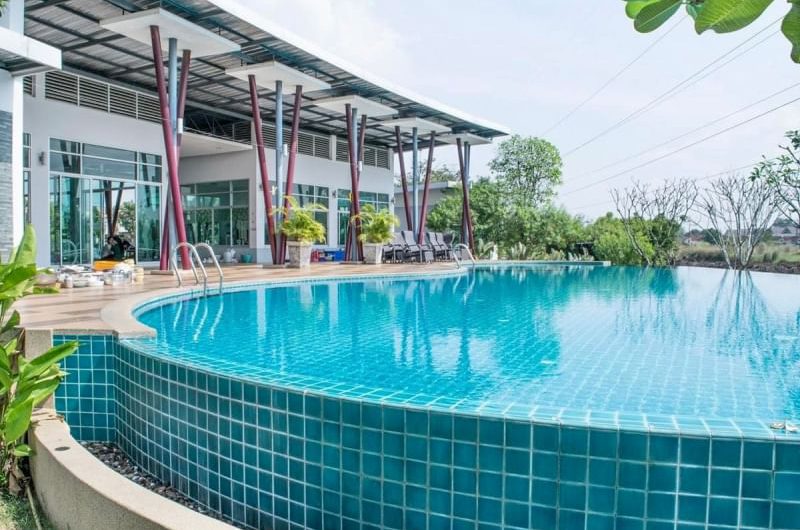 Single house Sriracha for rent, Country Home Lake & Park Village, Sriracha, Chonburi