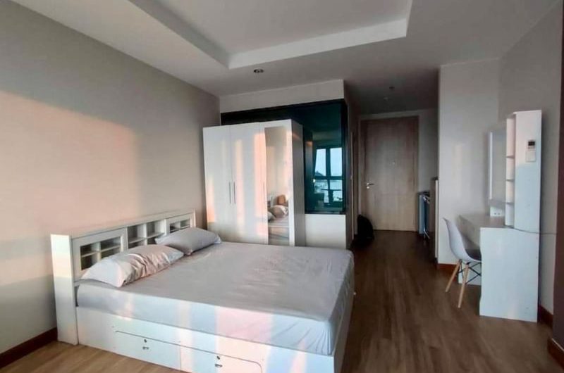 Condo for rent Sriracha Ladda Plus, beautiful room, sea view, fully furnished, move in Ready