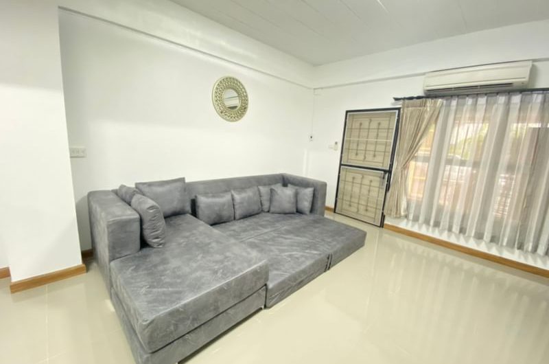 Townhouse for sale, renovated, Hometown Sriracha Village, a nice project on Nong Yai Bu Road