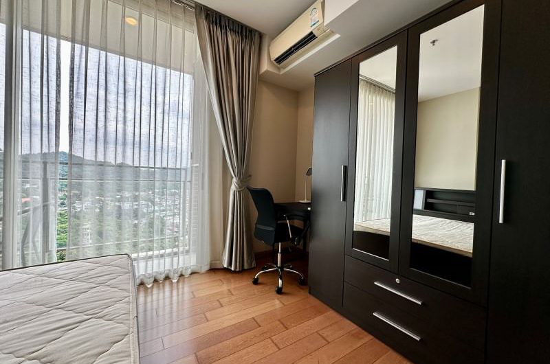 Condo for sale Marina Bayfront, beautiful room, cheap price, good location, community area, next to the sea