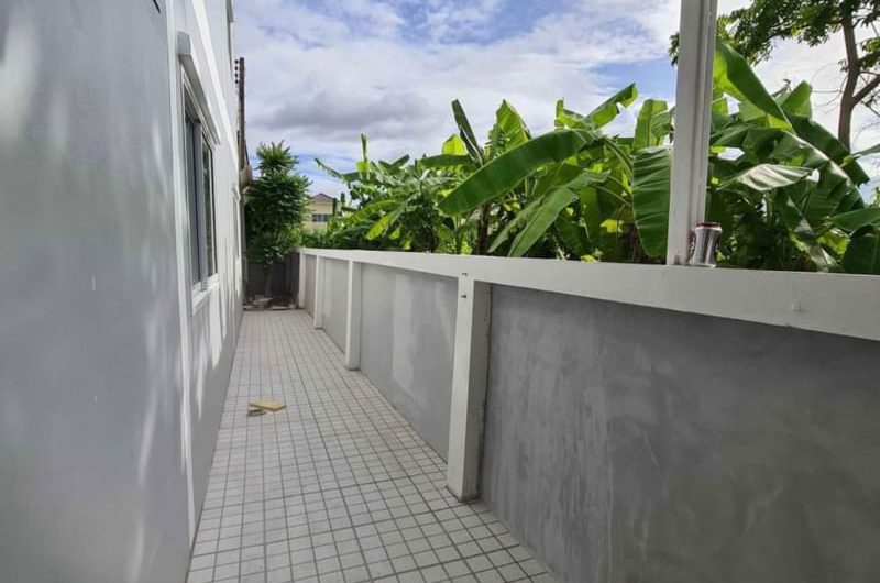 Townhouse for rent, newly renovated, cheap price, Easternland Village 3, Sriracha, Chonburi