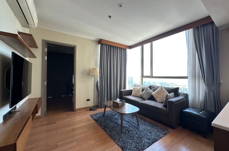 For rent Marina Bay Front Condo Sriracha, great  location, city center, next to the sea, near community area