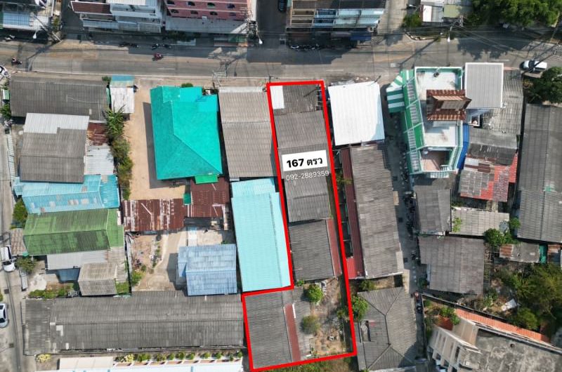 Land for sale in South Pattaya, Soi Wat Tham Samakkhi, with buildings, great  location, near Sukhumvit Road